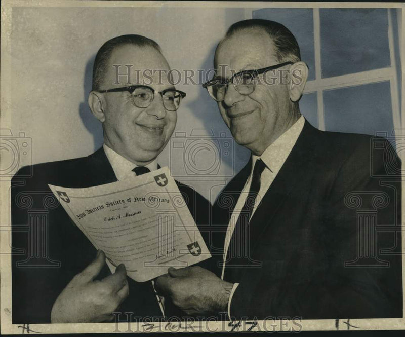 Load image into Gallery viewer, 1971 Press Photo Erich Messmer Receives Honor From Emile Dieth, New Orleans
