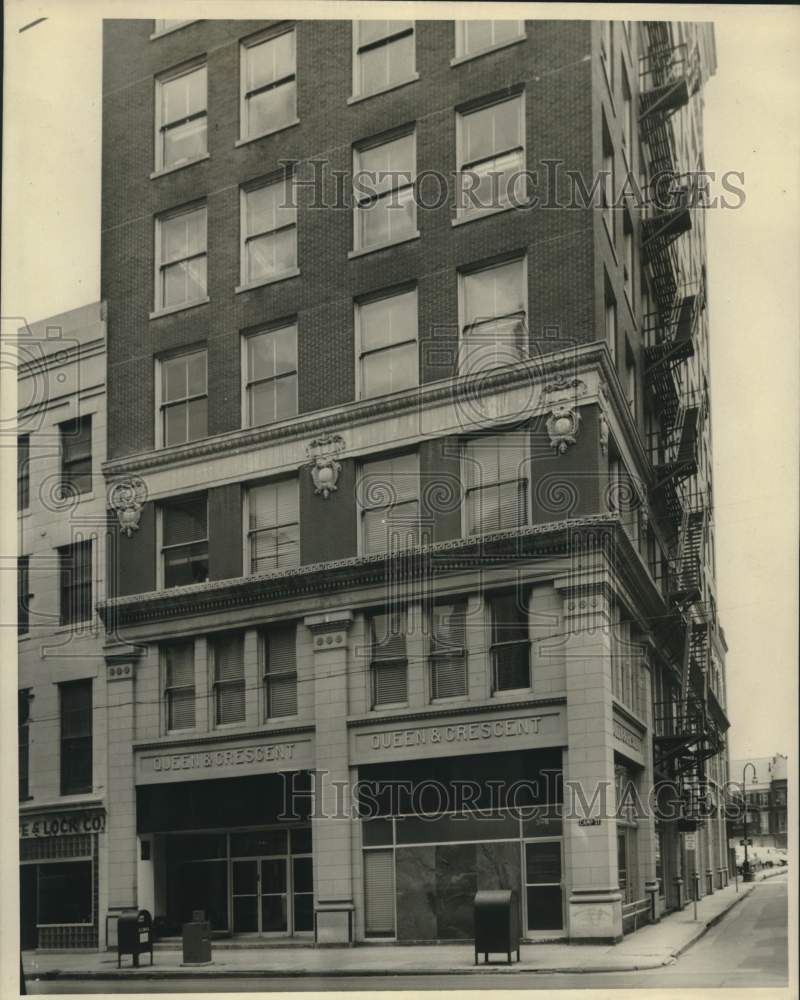 1964 Press Photo Exterior Of Queen And Crescent Building, New Orleans
