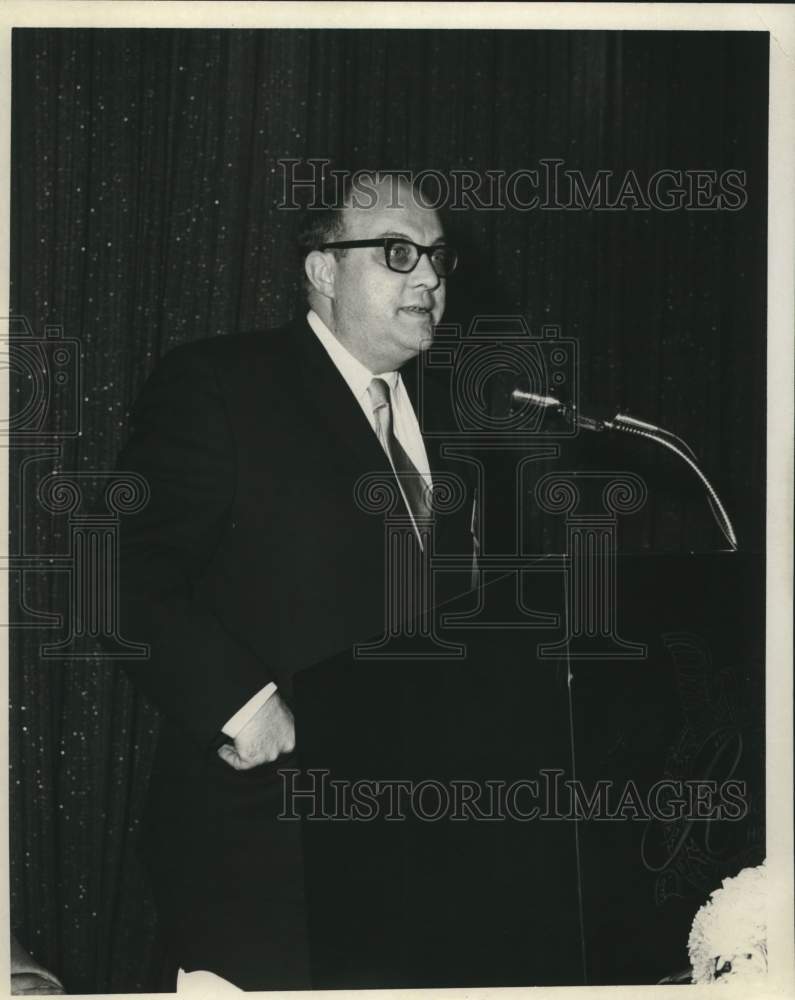 Load image into Gallery viewer, 1968 Press Photo Dr. J. Ralph Meier Speaking Into Microphone - nob99839
