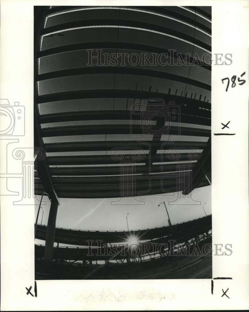 1977 Press Photo View From Underneath Of Elevated Road, Pontchartrain Expressway- Historic Images