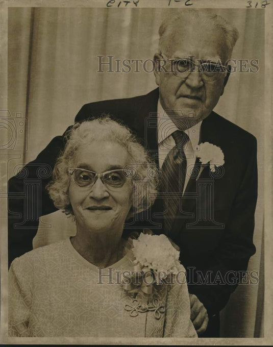 1973 Press Photo Mr. & Mrs. Henry J. Louviere Celebrate 50th Wedding Anniversary- Historic Images