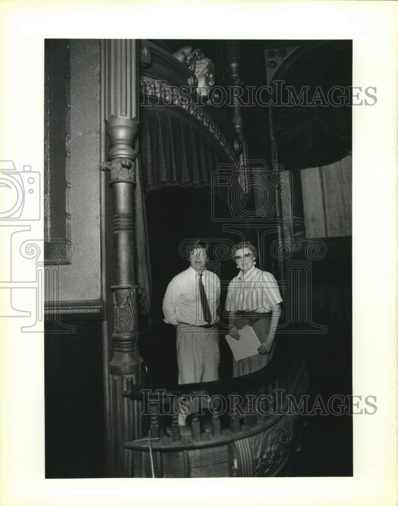 1989 Press Photo Elloit Street &amp; Edna Holloway at opera house in Meridian, Miss- Historic Images