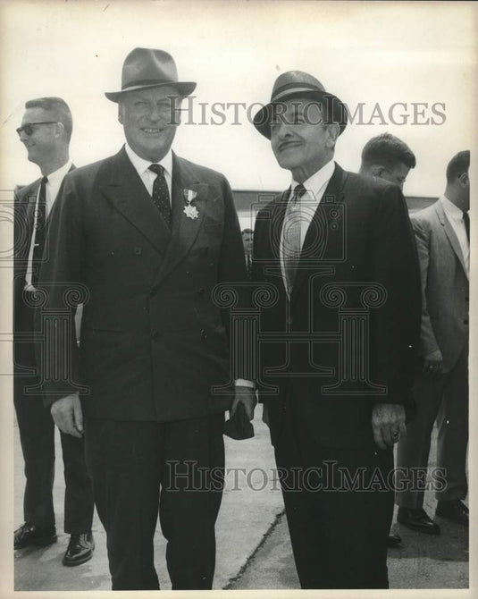 1968 Press Photo King of Norway visits Louisiana - noc00338