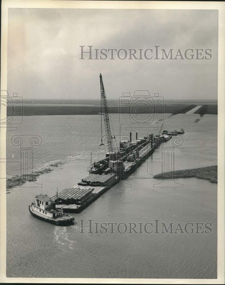 Load image into Gallery viewer, 1957 Press Photo Oil Industry Barge in River - noc00462
