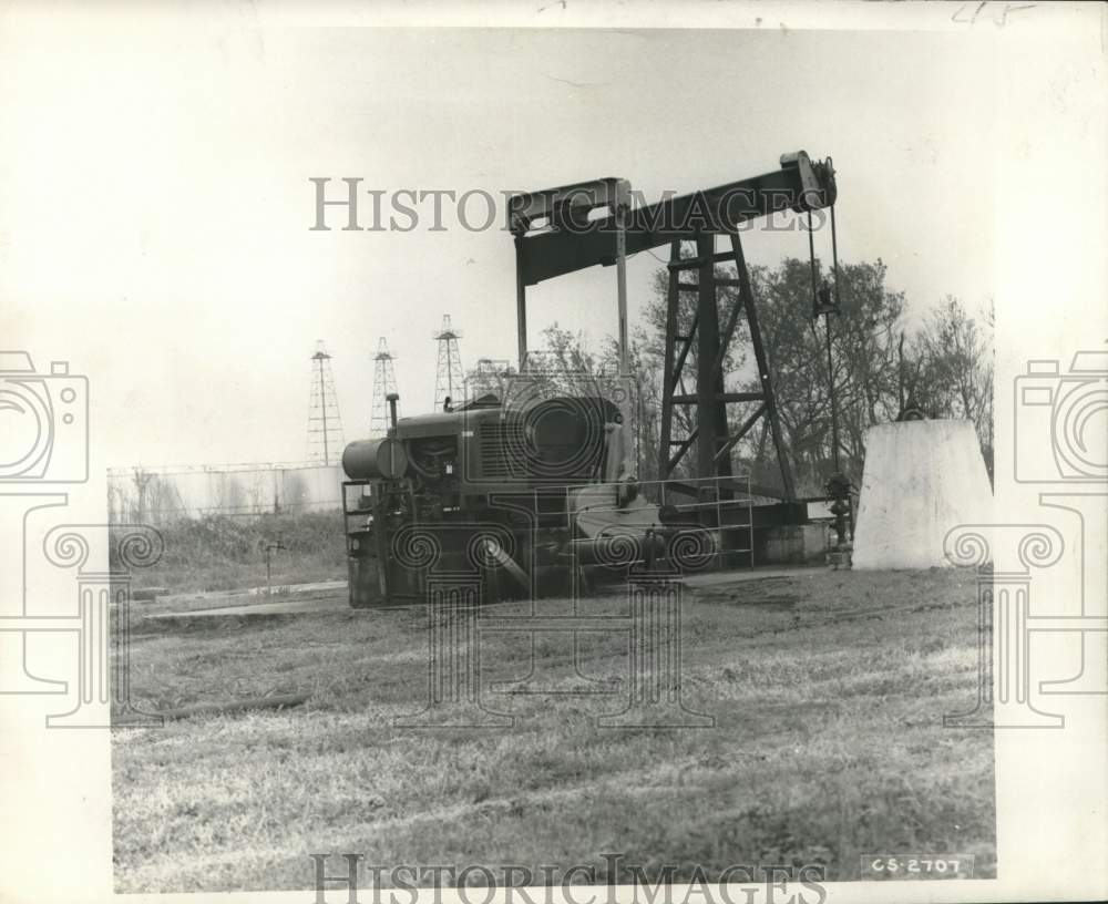 1966 Press Photo Oil well pump upriver from New Orleans, Louisiana - noc01010