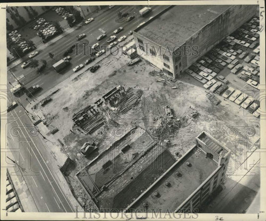 1969 Press Photo Aerial view of One Shell Square construction, New Orleans