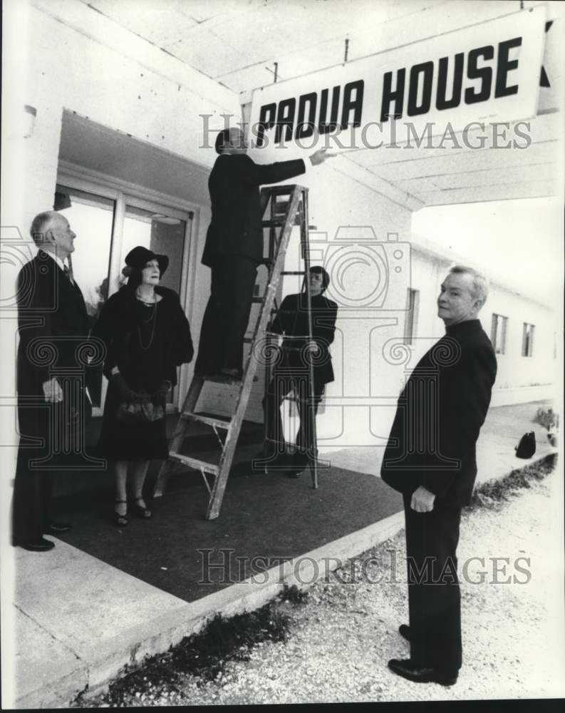 1976 Press Photo The Padua House- Historic Images