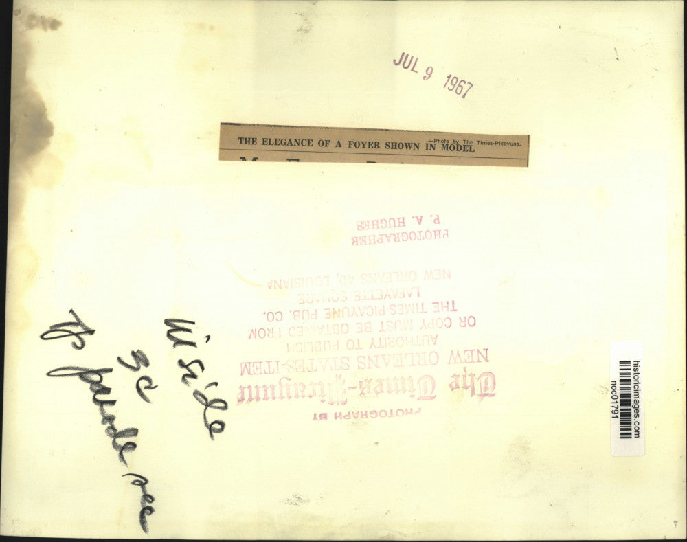 1967 Press Photo Elegant foyer shown in model - Parade of Homes - noc01791