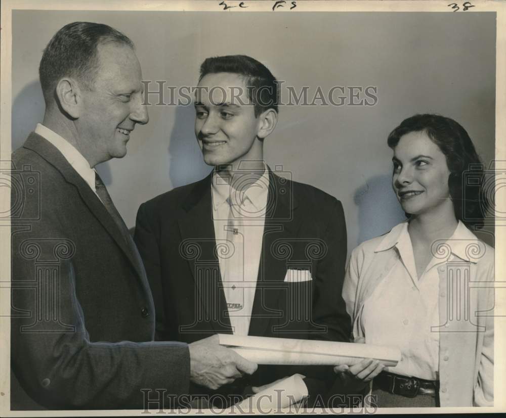 1959 Press Photo Maison Blanche 50th Anniversary Student Grant Competition