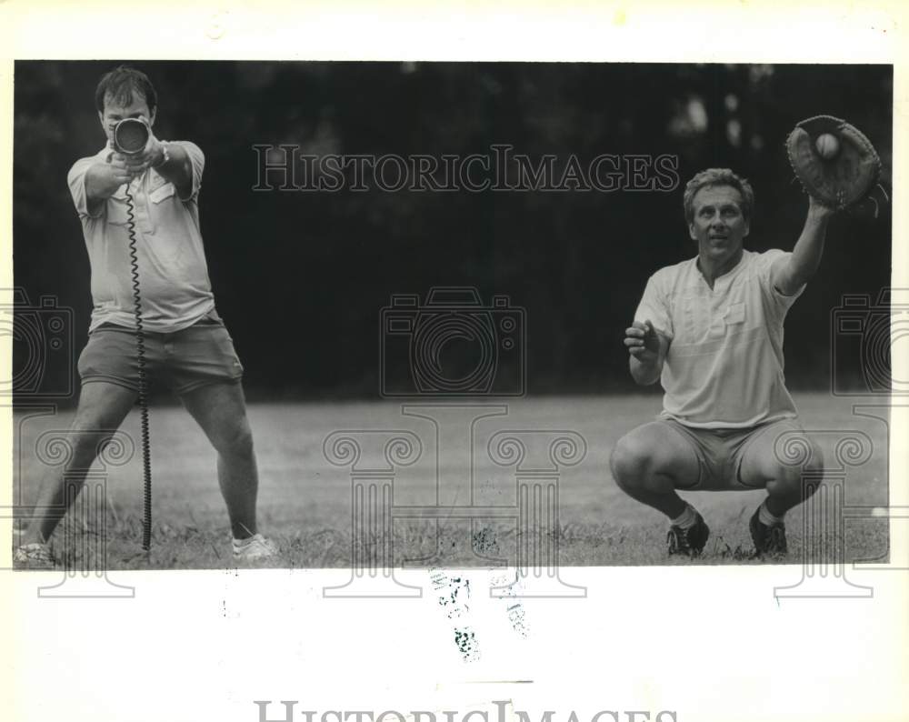 1988 Press Photo Ormond Civic Association picnic baseball game, Destrehan- Historic Images