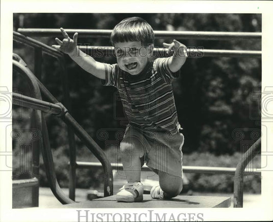 1988 Press Photo Children's play area at Parc Chenier in Chalmette, Louisiana - Historic Images