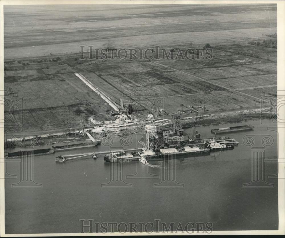 1965 Press Photo New facilities installed by Peabody Coal Company near Phoenix- Historic Images