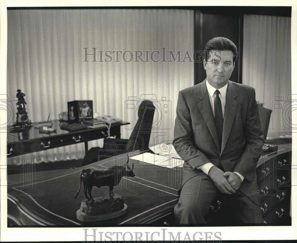 1985 Press Photo Freeport McMoran&#39;s James Robert Moffett, CEO at 1615 Poydras- Historic Images