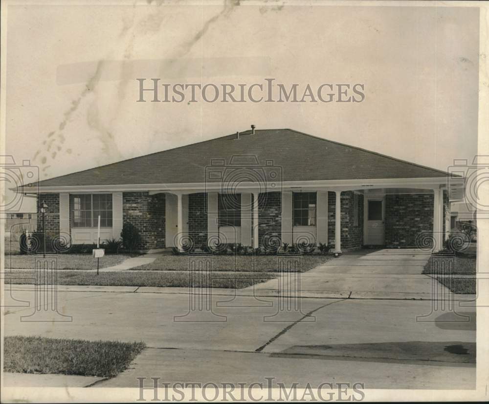 1967 Press Photo Ranch style home in the Driftwood Park Parade of Homes, Kenner