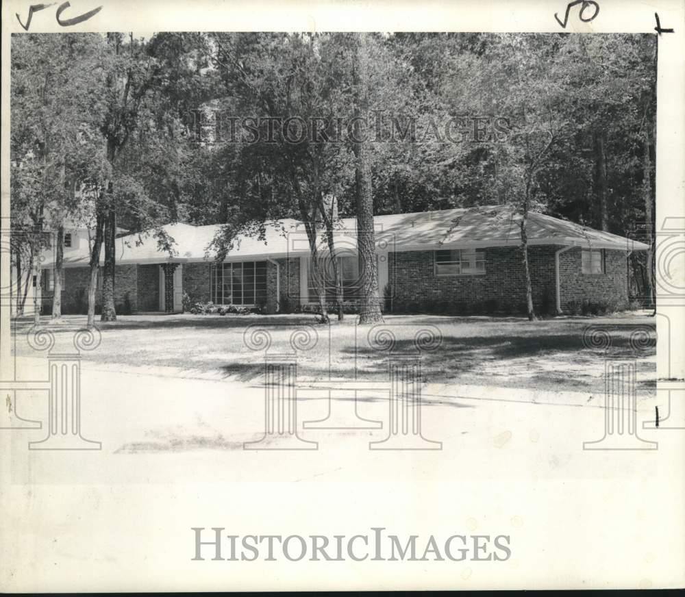 1965 Press Photo Large house featured in The Parade of Homes - noc02696