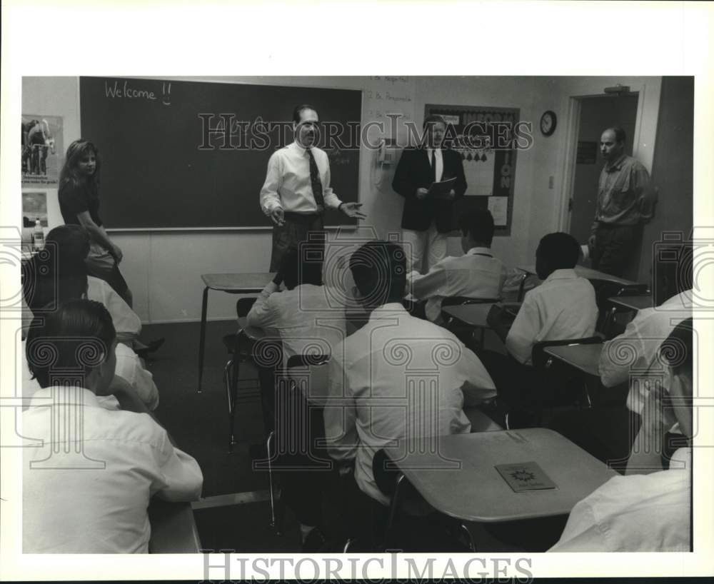 1996 Press Photo NOVA Academy Principal Ronnie Palmisano; Arabi, Louisiana- Historic Images