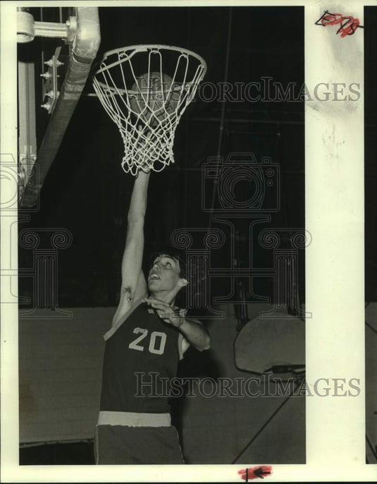 1983 Press Photo Basketball player for Carrollton, Tom Pitts, lead team to title- Historic Images