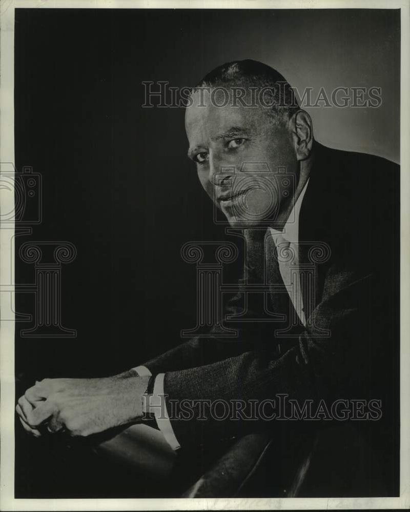Load image into Gallery viewer, 1964 Press Photo Richard L Plant, St. Augustine High School Commencement Speaker
