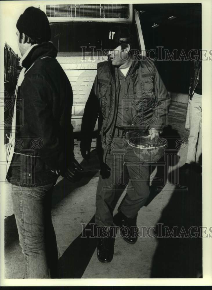 1979 Press Photo Policemen joining the strike - Historic Images