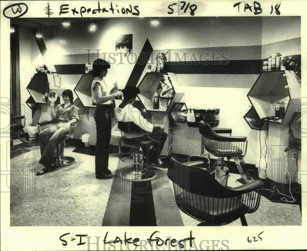 1979 Press Photo Great Expectations Precision Haircutters in Lake Forest Plaza- Historic Images