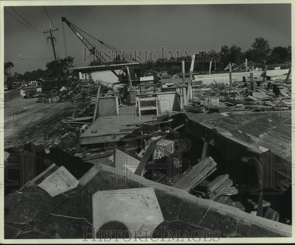 1970 Press Photo New Orleans - Debris in Street During Restoration- Historic Images