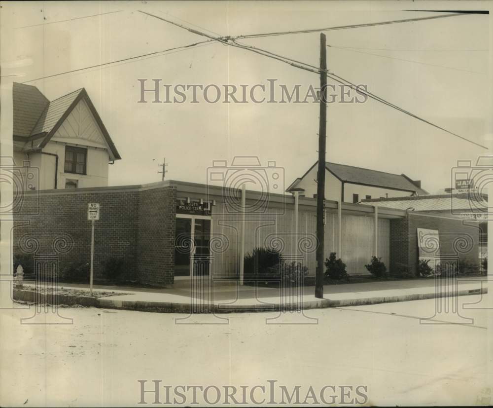 1961 Press Photo Dedication of Sixth District police station at S. Robertson- Historic Images