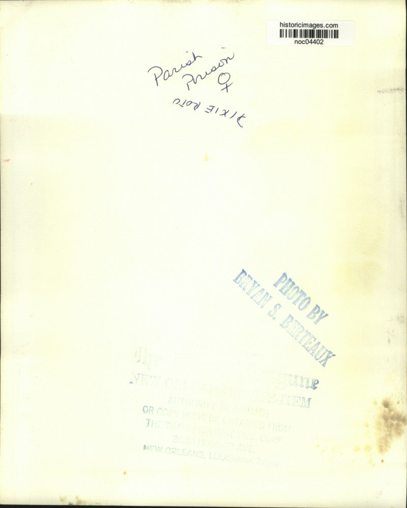 Press Photo Woman at Parish Prison for women in New Orleans - noc04402