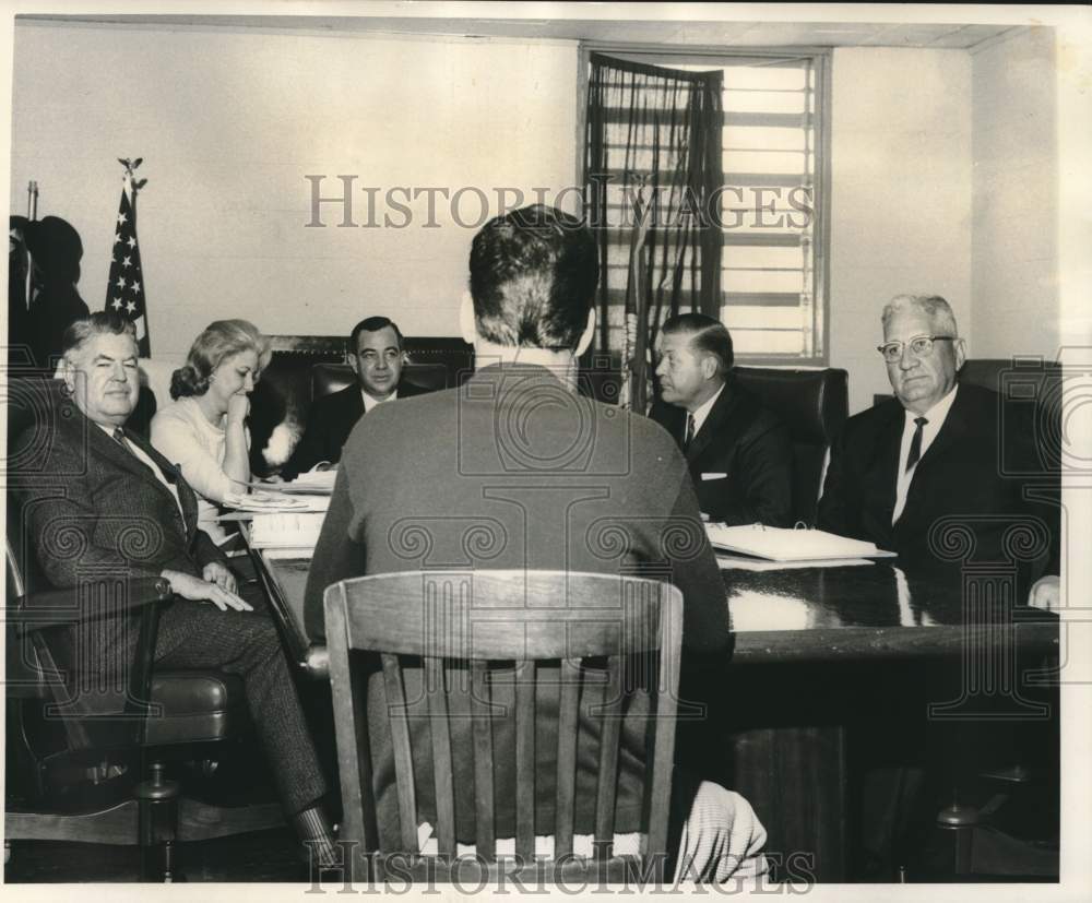 1965 Press Photo Angola Parole Board meets in Louisiana - Historic Images