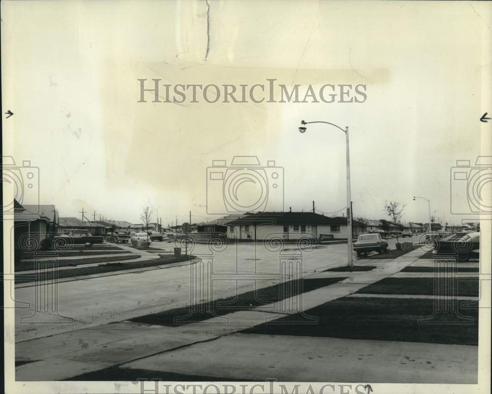 1966 Press Photo Entrance to Park Manor development at Marcie &amp; Park Manor St.