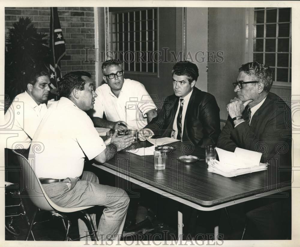 1969 Press Photo Small Business Administration Loans for Plaquemines Parish