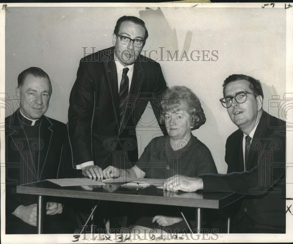 1969 Press Photo Participants in the Interfaith Retreat at St. Joseph Abbey
