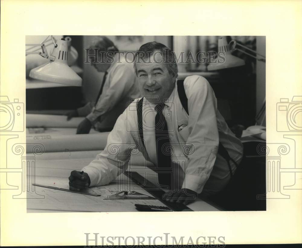 1990 Press Photo August Perez, architect - Historic Images