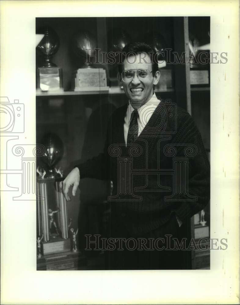 1989 Press Photo Holy Cross High School - Mark Robert, Football Coach- Historic Images