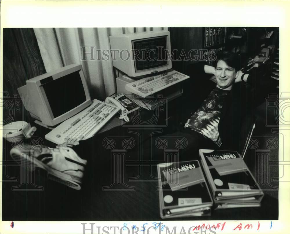 1990 Press Photo Software company owner Mike Perry in Metairie, Louisiana - Historic Images