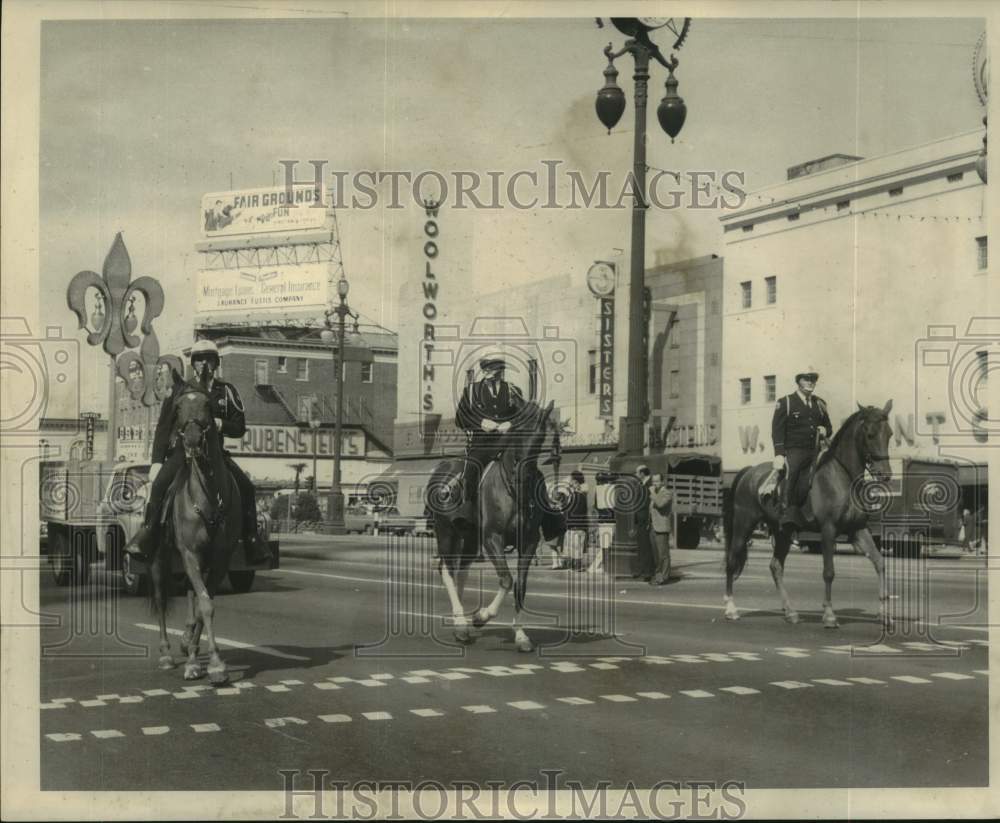 1969 Press Photo Crime Prevention Parade in New Orleans, Louisiana- Historic Images