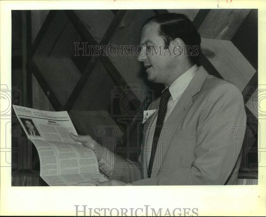 1989 Press Photo Walter Reed at the Mandeville Area Chamber of Commerce luncheon- Historic Images