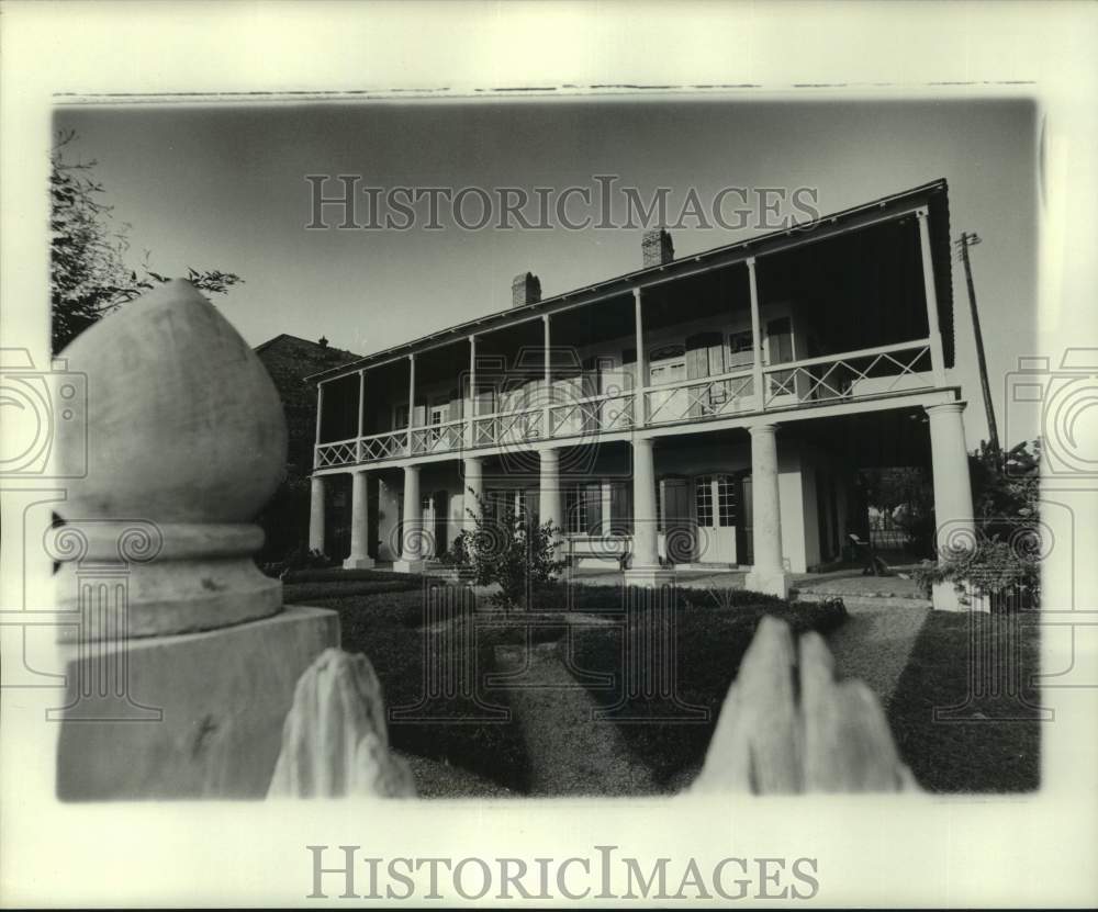 1976 Press Photo Pitot House Facade - Historic Images