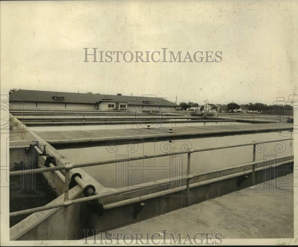 1961 Press Photo Sewerage and Water Board Water Purification Plant - noc07040