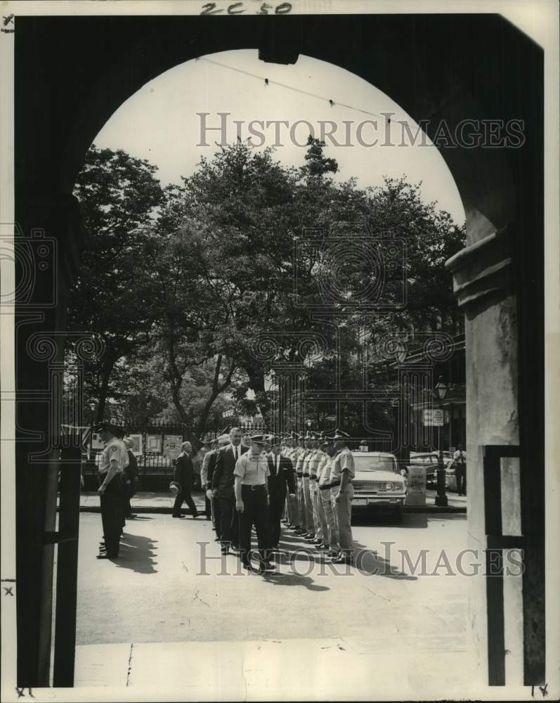 1963 Press Photo New Orleans Police & Fireman Annual Inspection- Jackson Square