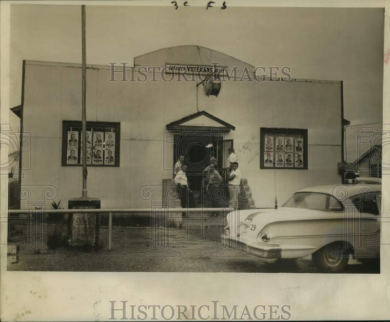 Load image into Gallery viewer, 1959 Press Photo Marrero Veterans of Foreign Wars lost the lease on headquarters
