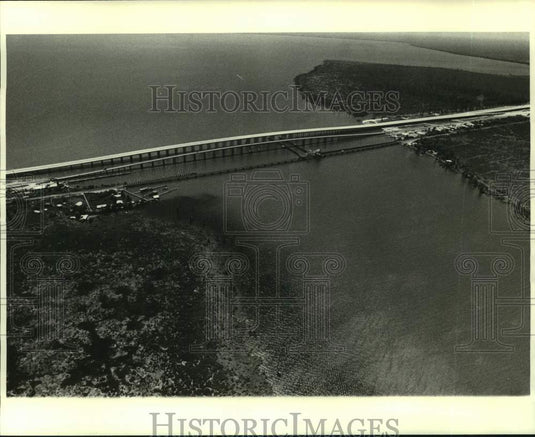 1979 Press Photo Aerial view of the Pass Manchac Bridge.- Historic Images