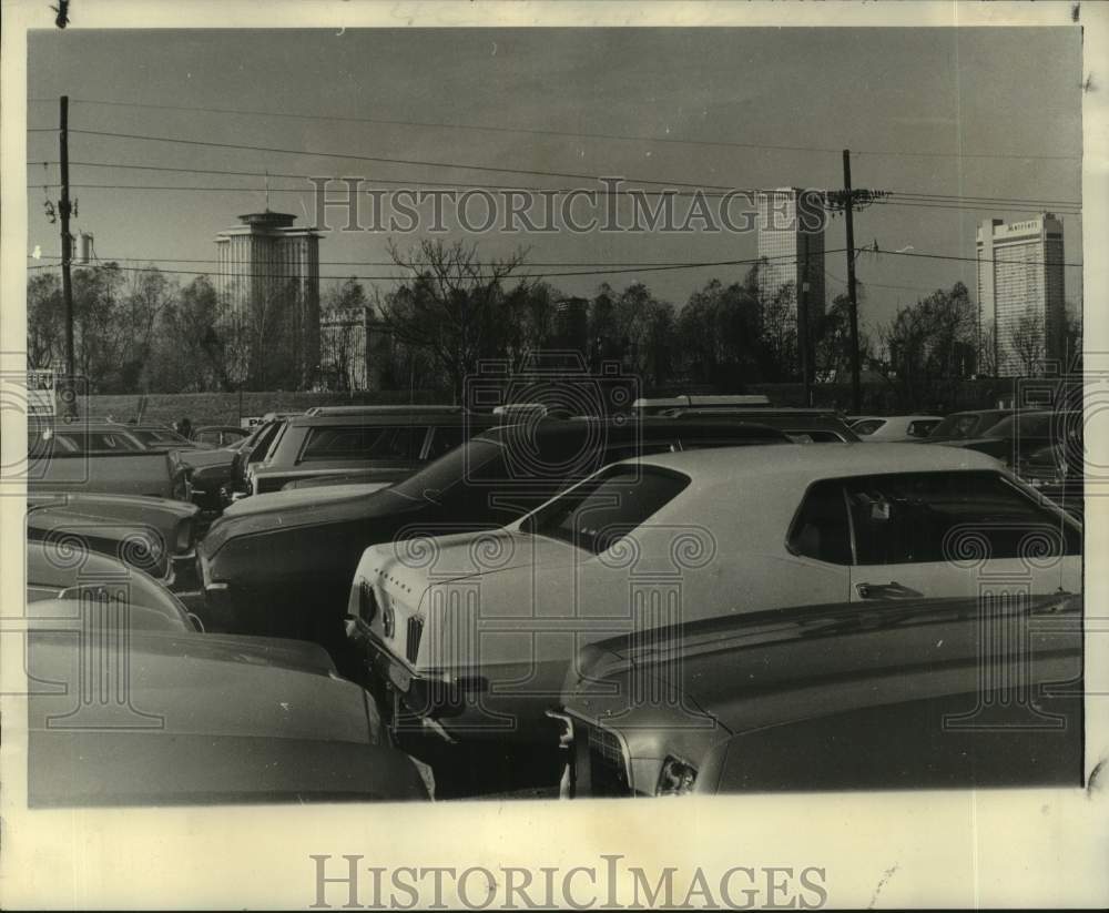 1975 Press Photo Packed parking lots near Algiers ferry landings - noc08410- Historic Images