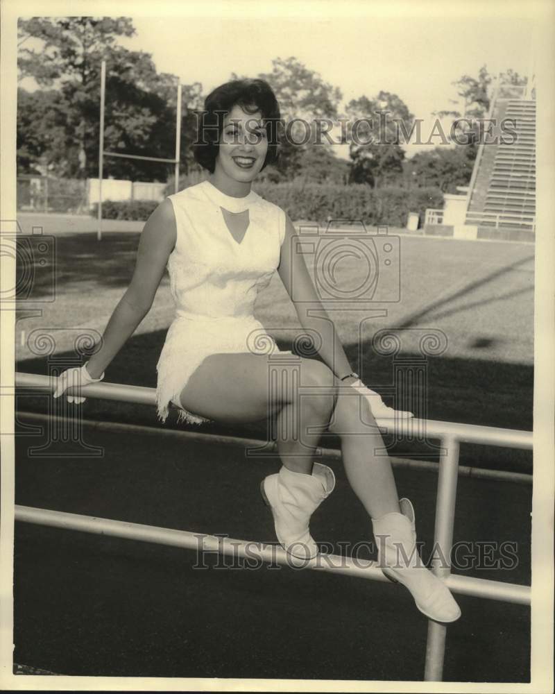 1961 Press Photo Southern Louisiana College-Lynn Porte, Lionettes Choreographer