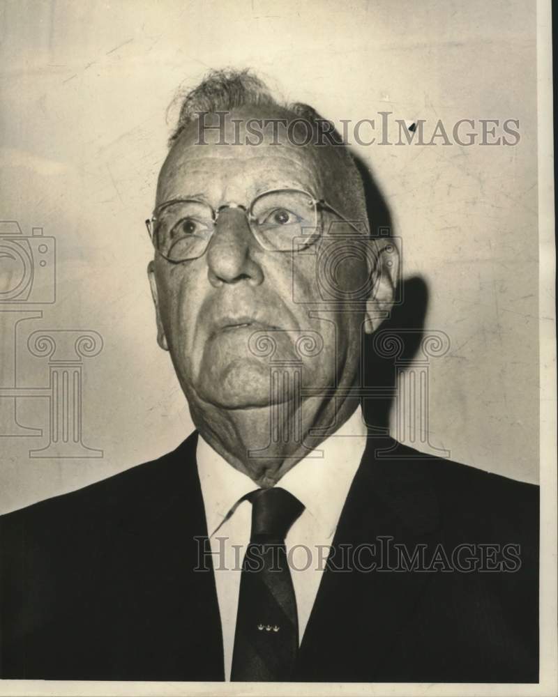 1966 Press Photo Jefferson Businessman - noc08984- Historic Images