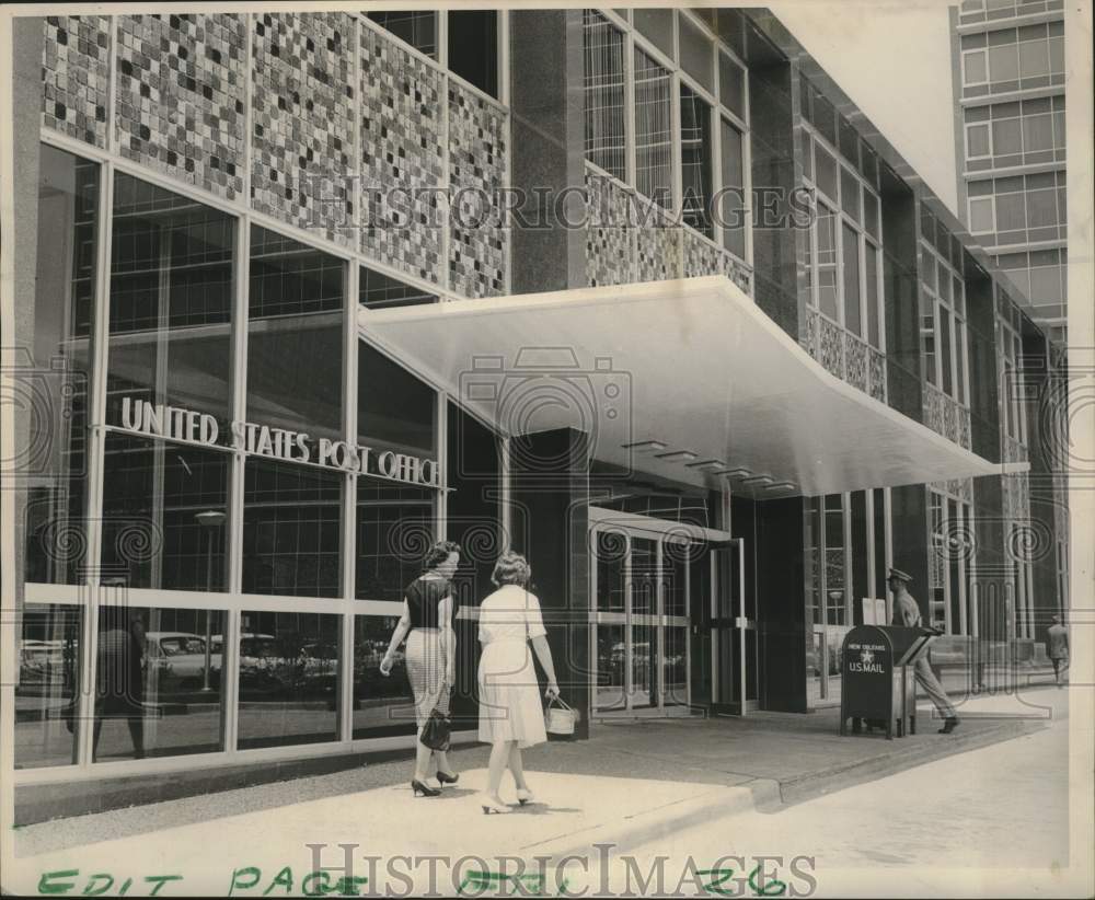 1962 Press Photo Front entrance of new Post Office Building - noc09219