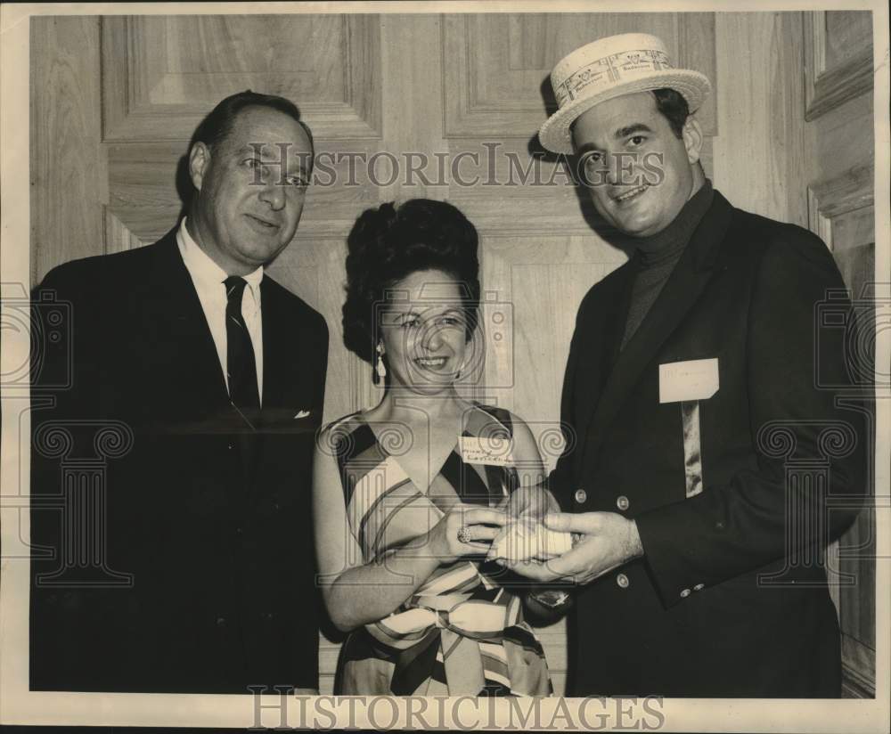1968 Press Photo Crippled Children&#39;s Hospital Benefit at Lamplighter Club-Rault