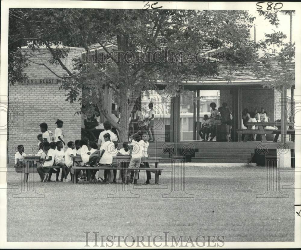 1973 Press Photo Children participating in the Navy&#39;s Project Breakthrough- Historic Images