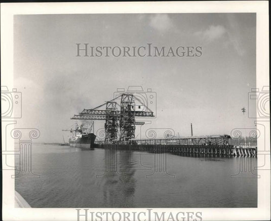 1965 Press Photo Bulk Terminal - noc10061