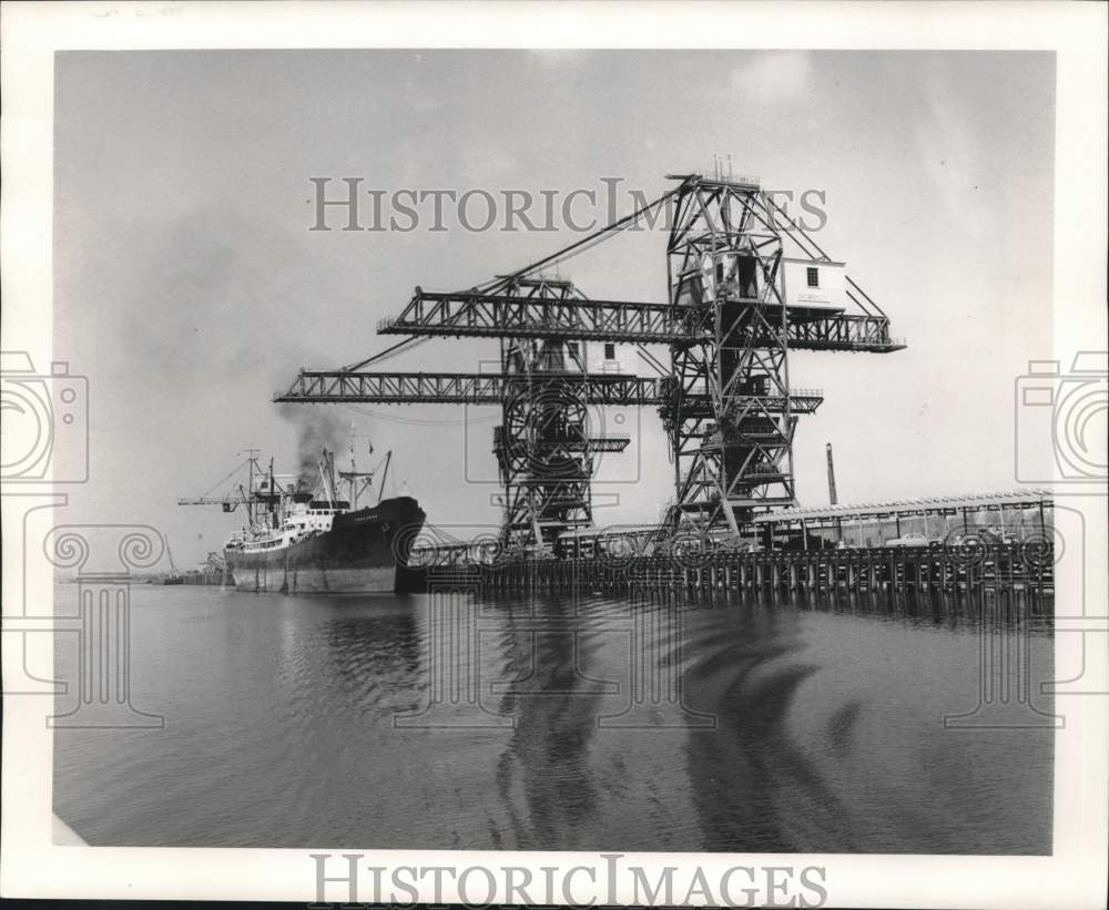 1969 Press Photo A view of Bulk Terminal - noc10067