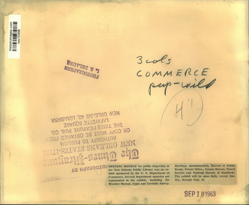 Load image into Gallery viewer, 1963 Press Photo U.S. Department of Commerce exhibit- New Orleans Public Library
